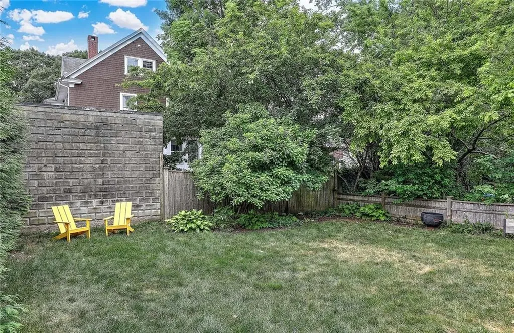 47 Lauriston Street Providence RI 02906