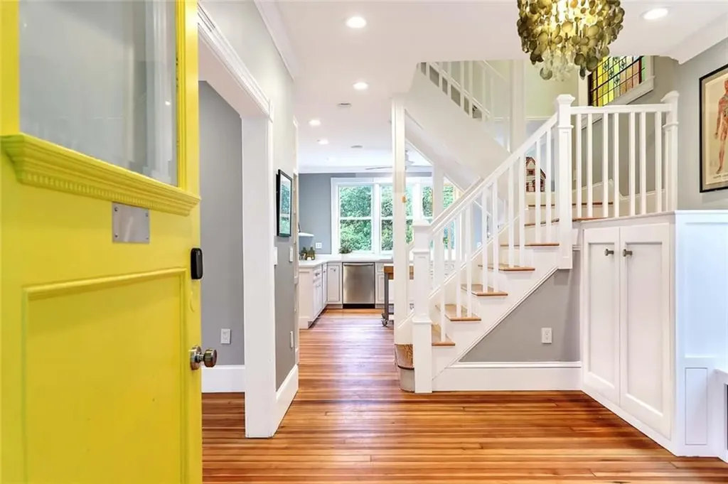 47 Lauriston Street Providence RI 02906