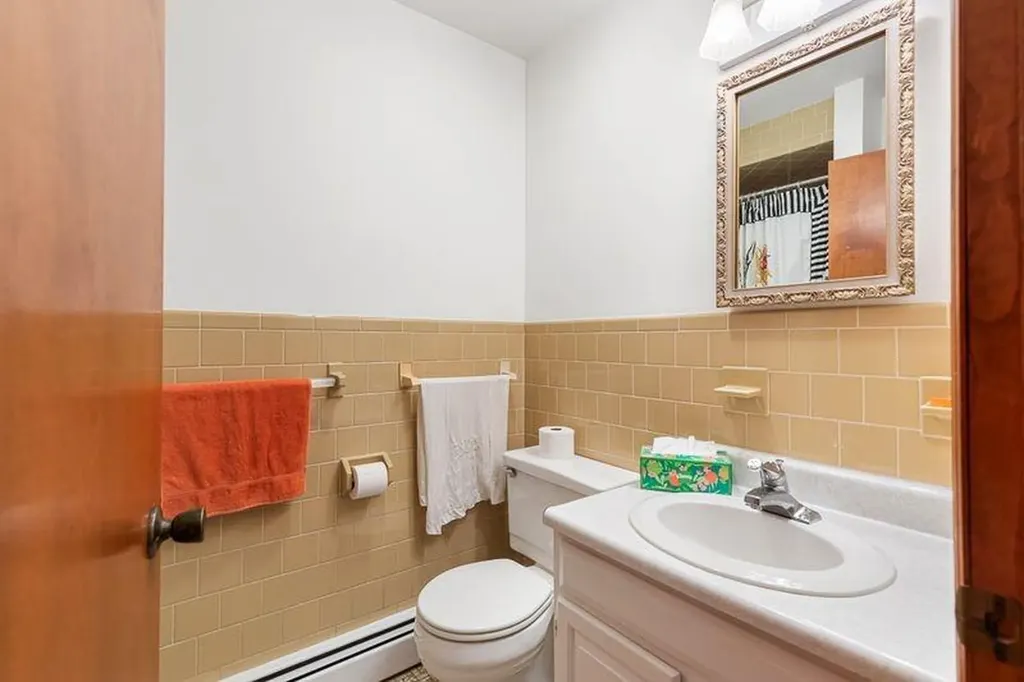 47 Gentian Drive South Kingstown RI 02879