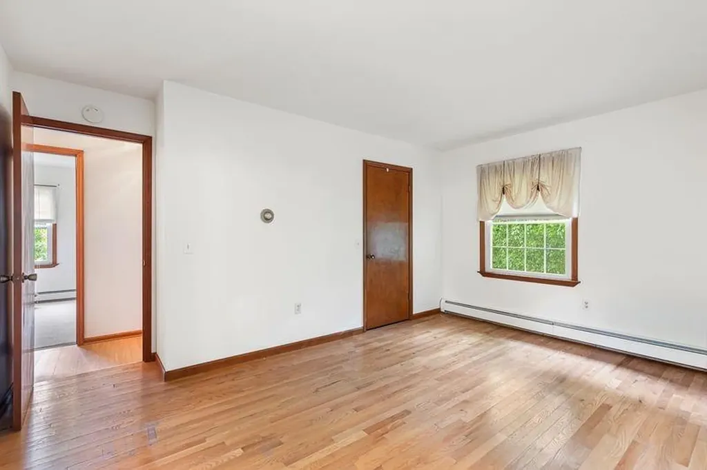 47 Gentian Drive South Kingstown RI 02879