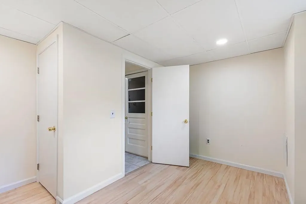 47 Gentian Drive South Kingstown RI 02879