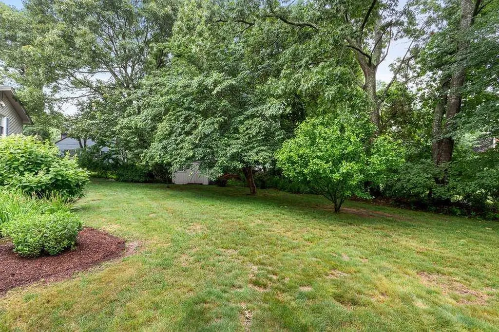 47 Gentian Drive South Kingstown RI 02879