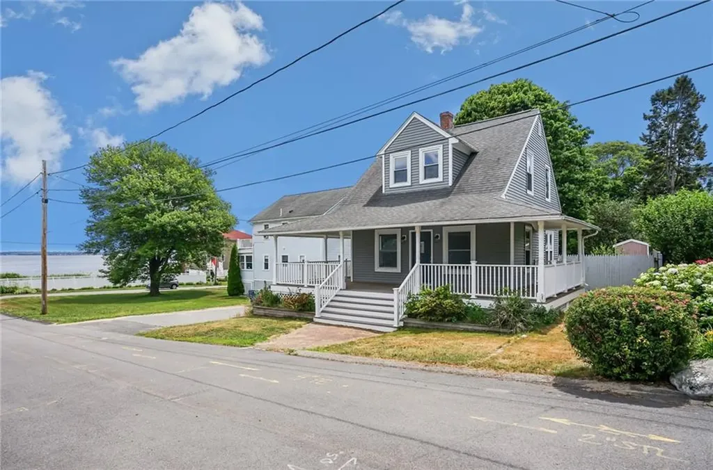 34 Chapin Avenue Warwick RI 02889
