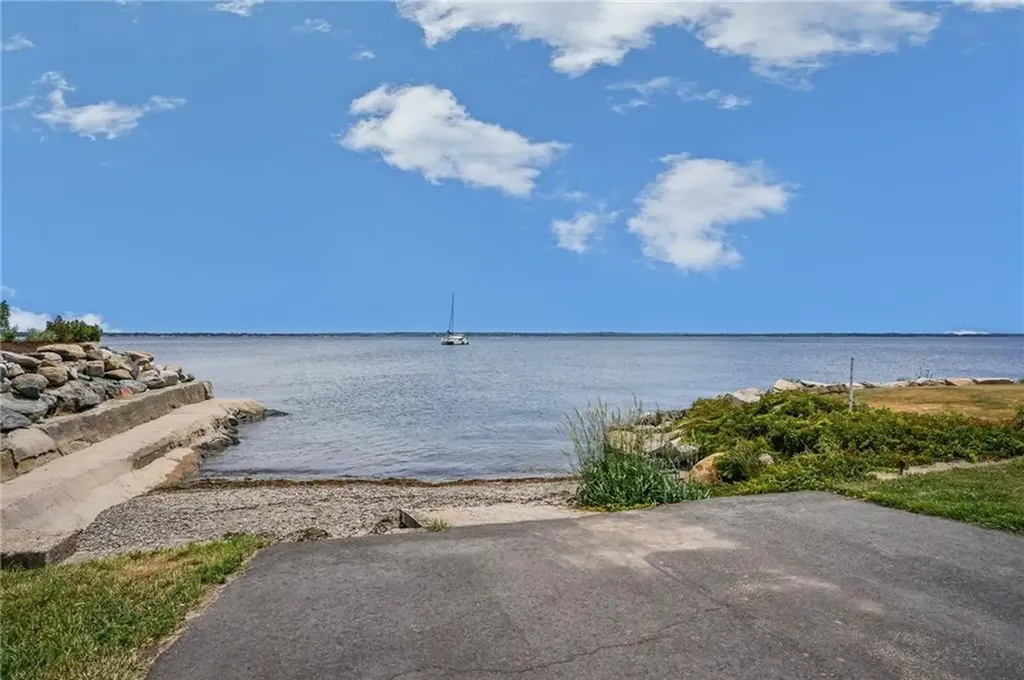 34 Chapin Avenue Warwick RI 02889
