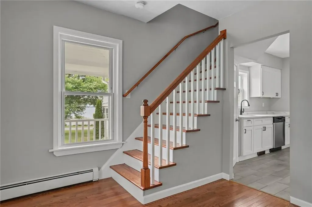 34 Chapin Avenue Warwick RI 02889