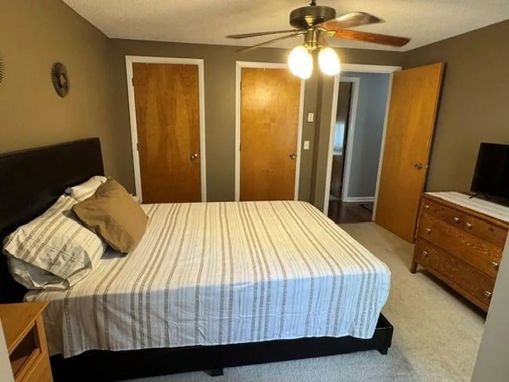 26 W Castle Way Charlestown RI 02813