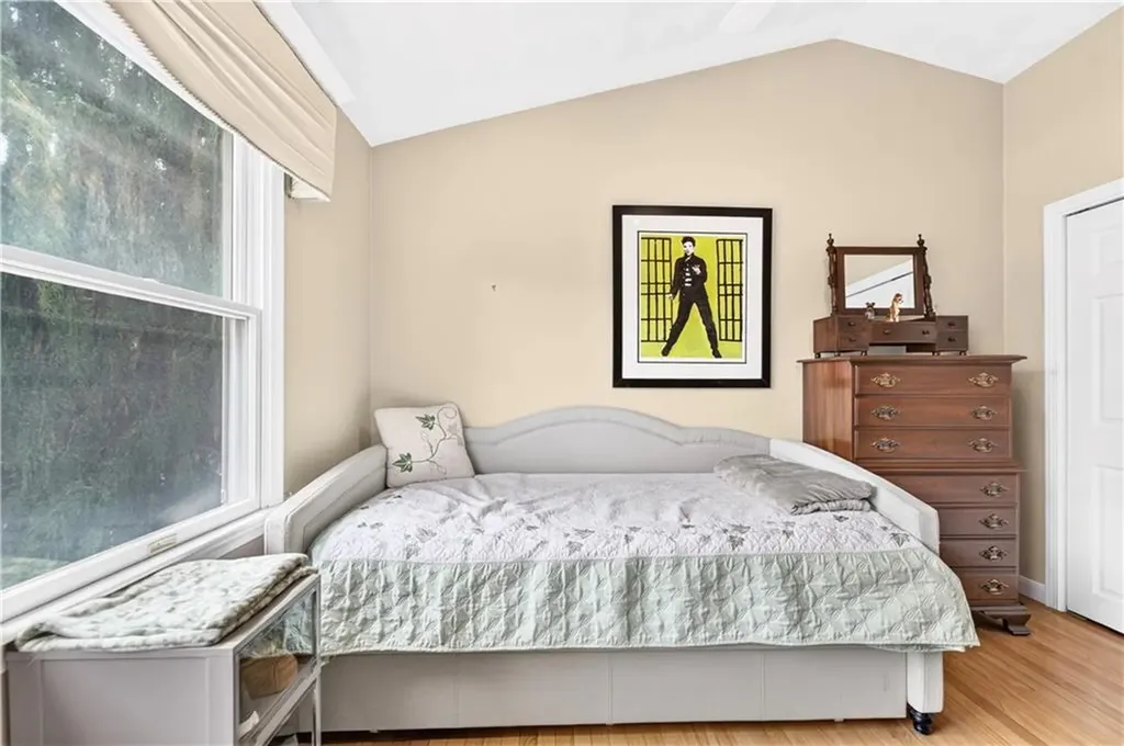 266 Scituate Avenue Cranston RI 02921