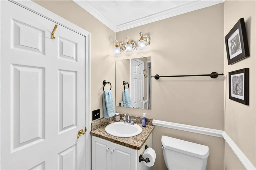266 Scituate Avenue Cranston RI 02921