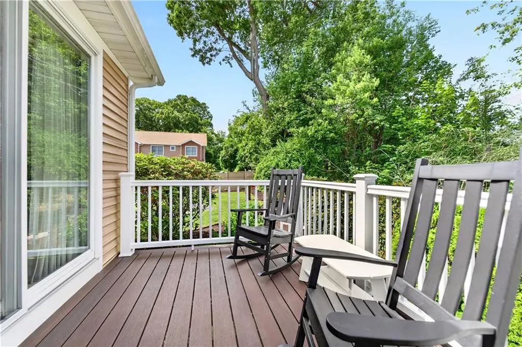 266 Scituate Avenue Cranston RI 02921