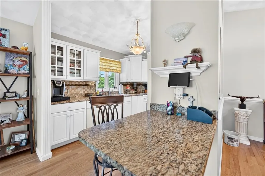 266 Scituate Avenue Cranston RI 02921