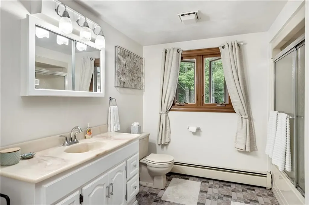 20 Harry L Andrews Road West Greenwich RI 02817