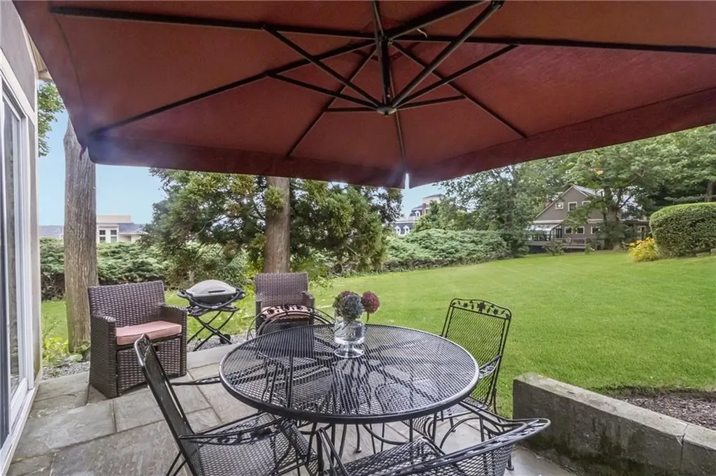 428 Gibbs Avenue Newport RI 02840