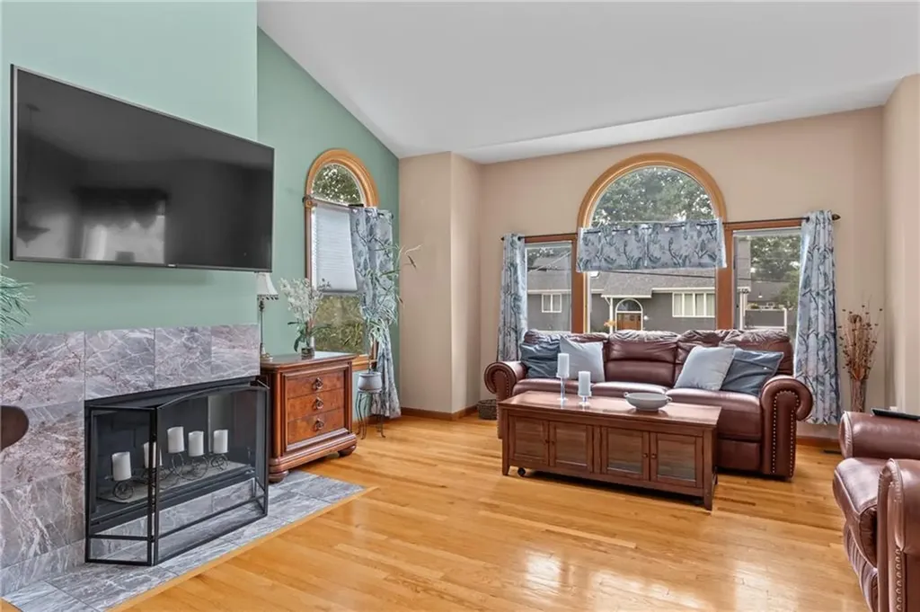46 Canonchet Trail Cranston RI 02921