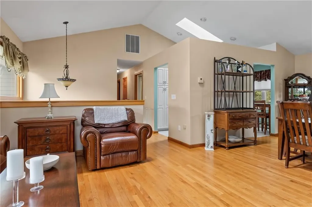 46 Canonchet Trail Cranston RI 02921