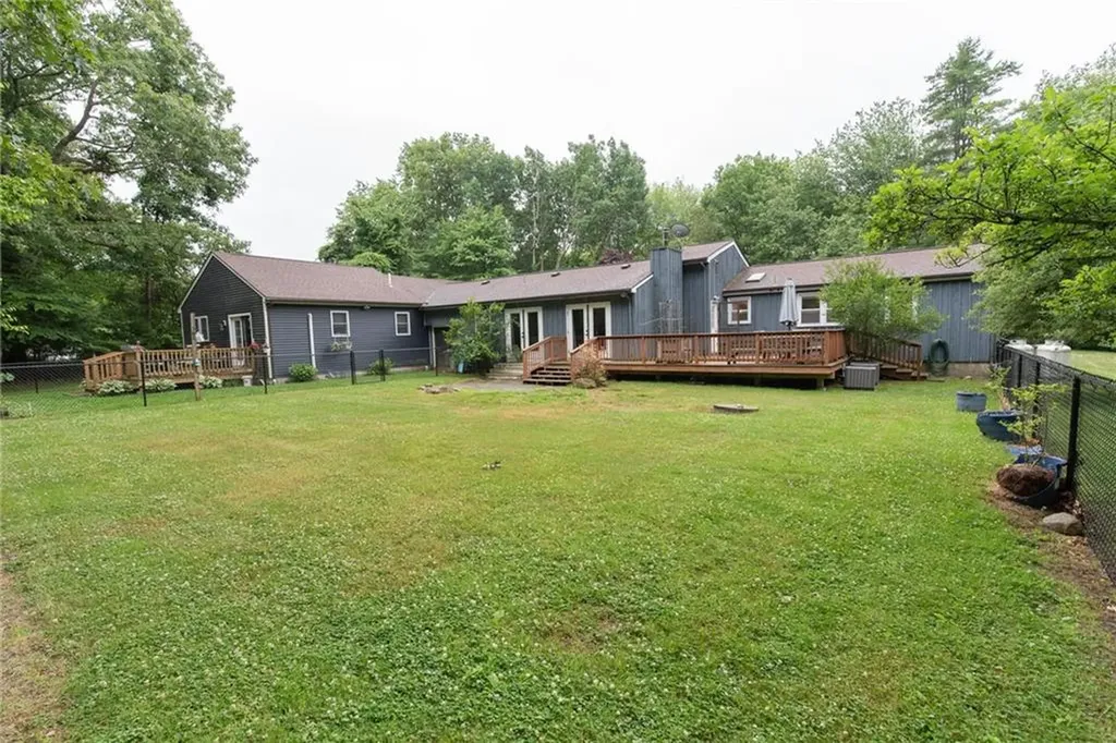 11 Paris Irons Road Glocester RI 02857