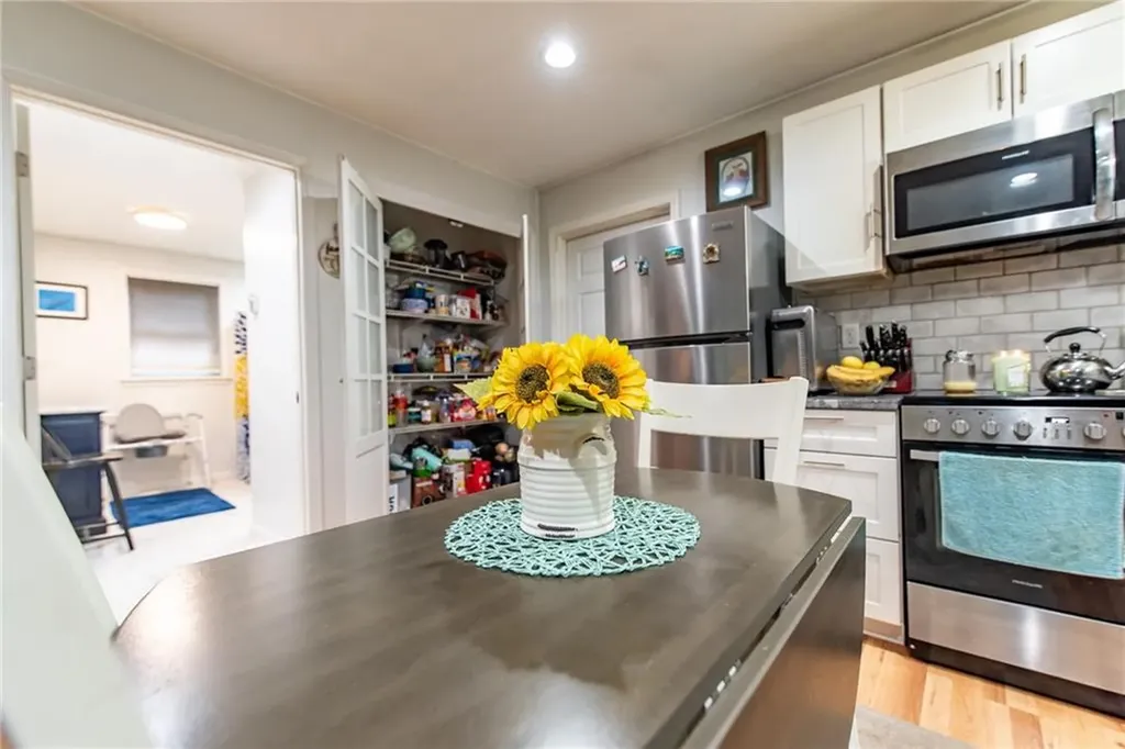 11 Paris Irons Road Glocester RI 02857