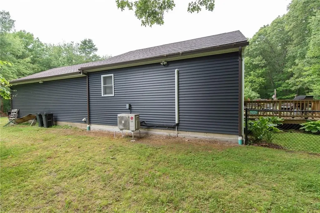 11 Paris Irons Road Glocester RI 02857