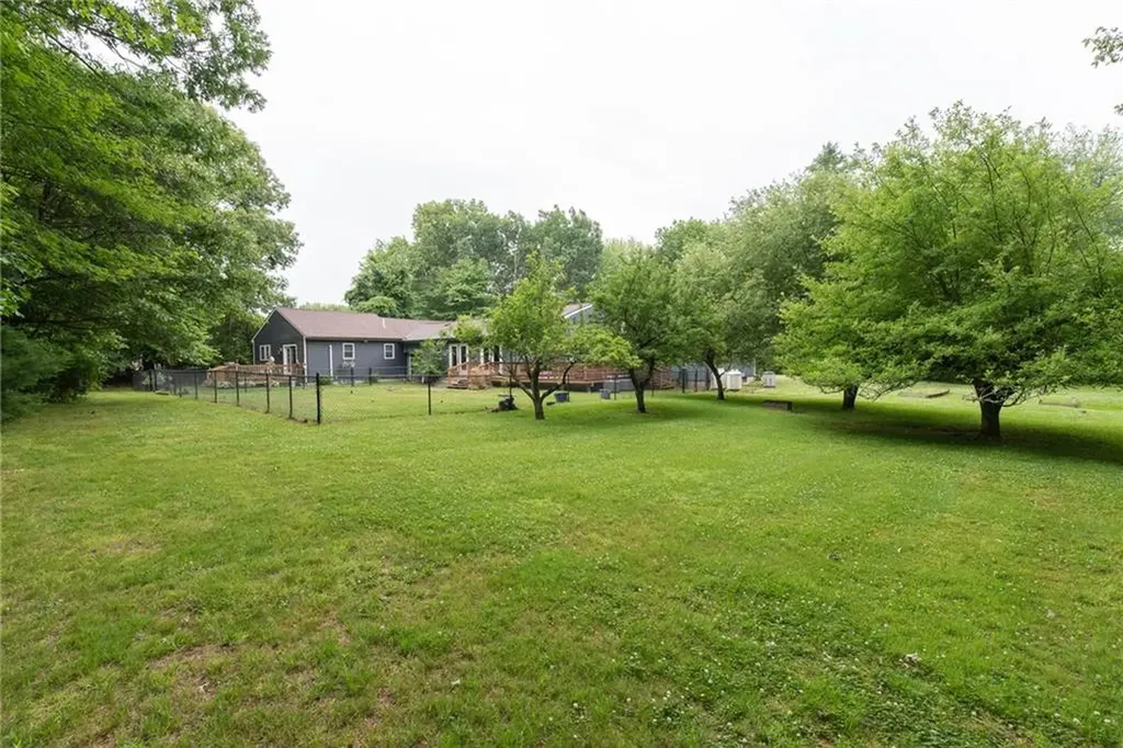 11 Paris Irons Road Glocester RI 02857