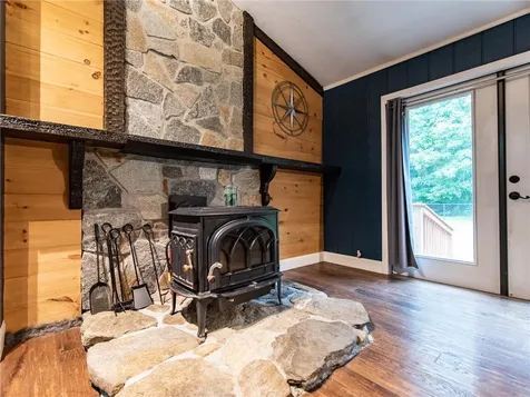 11 Paris Irons Road Glocester RI 02857