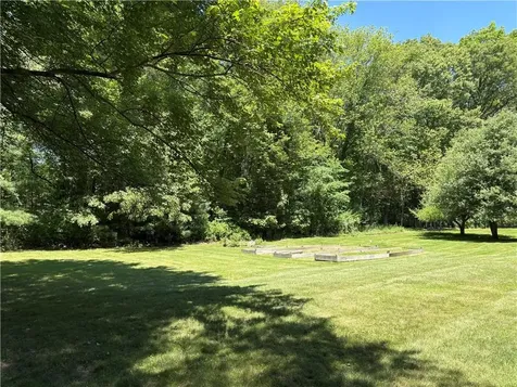 11 Paris Irons Road Glocester RI 02857