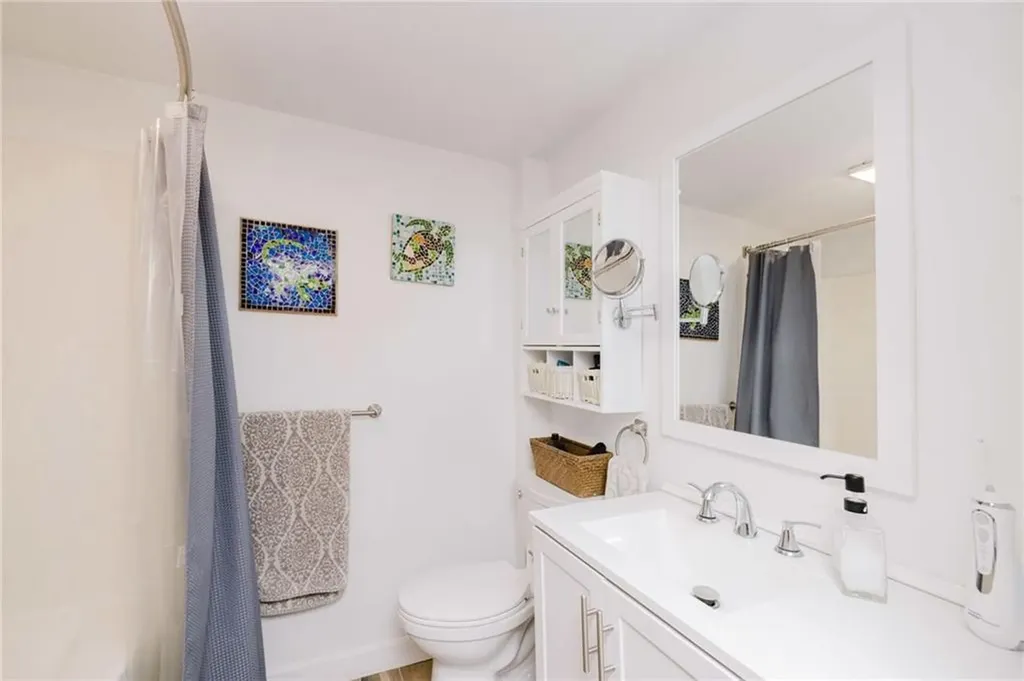 1500 Crandall Road Tiverton RI 02878
