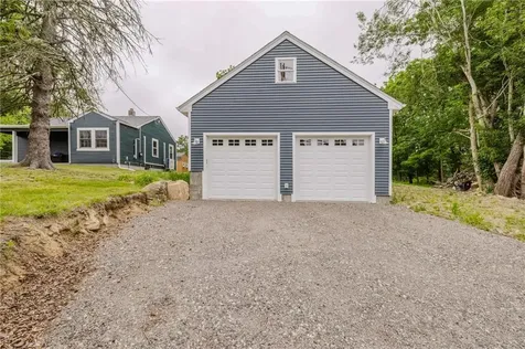 1500 Crandall Road Tiverton RI 02878