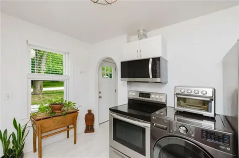 1500 Crandall Road Tiverton RI 02878