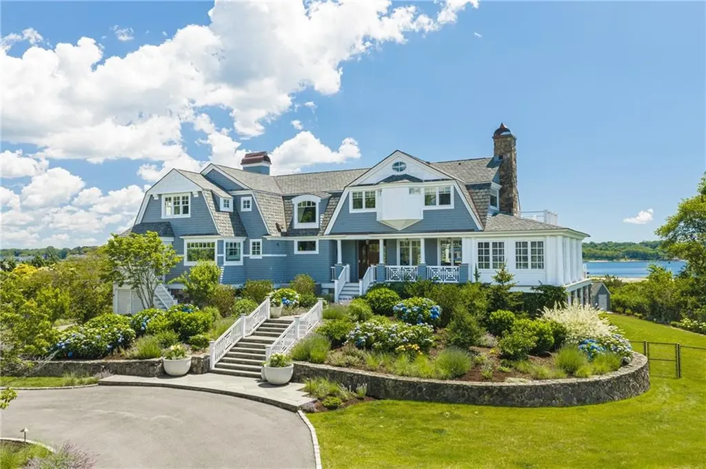 24 Stone Tower Lane Barrington RI 02806