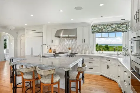 24 Stone Tower Lane Barrington RI 02806