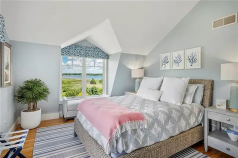 24 Stone Tower Lane Barrington RI 02806