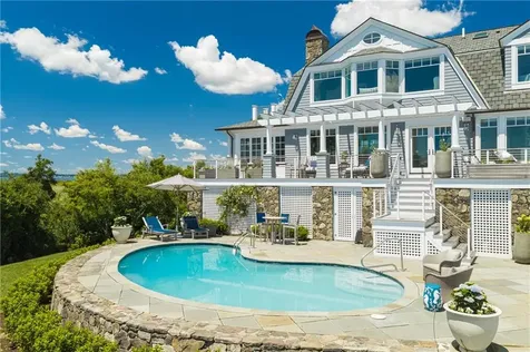 24 Stone Tower Lane Barrington RI 02806