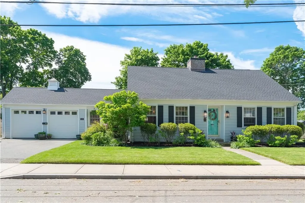 23 Dyer Street Warren RI 02885
