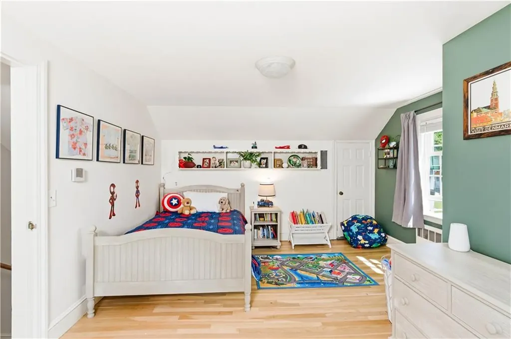 23 Dyer Street Warren RI 02885