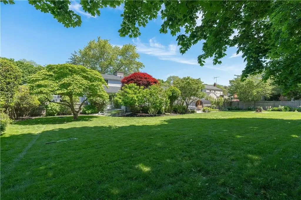 23 Dyer Street Warren RI 02885