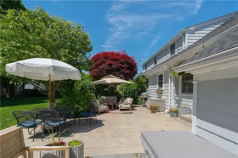 23 Dyer Street Warren RI 02885