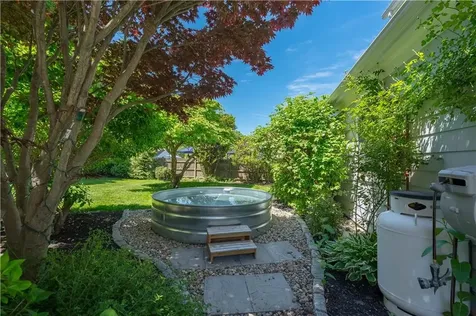 23 Dyer Street Warren RI 02885