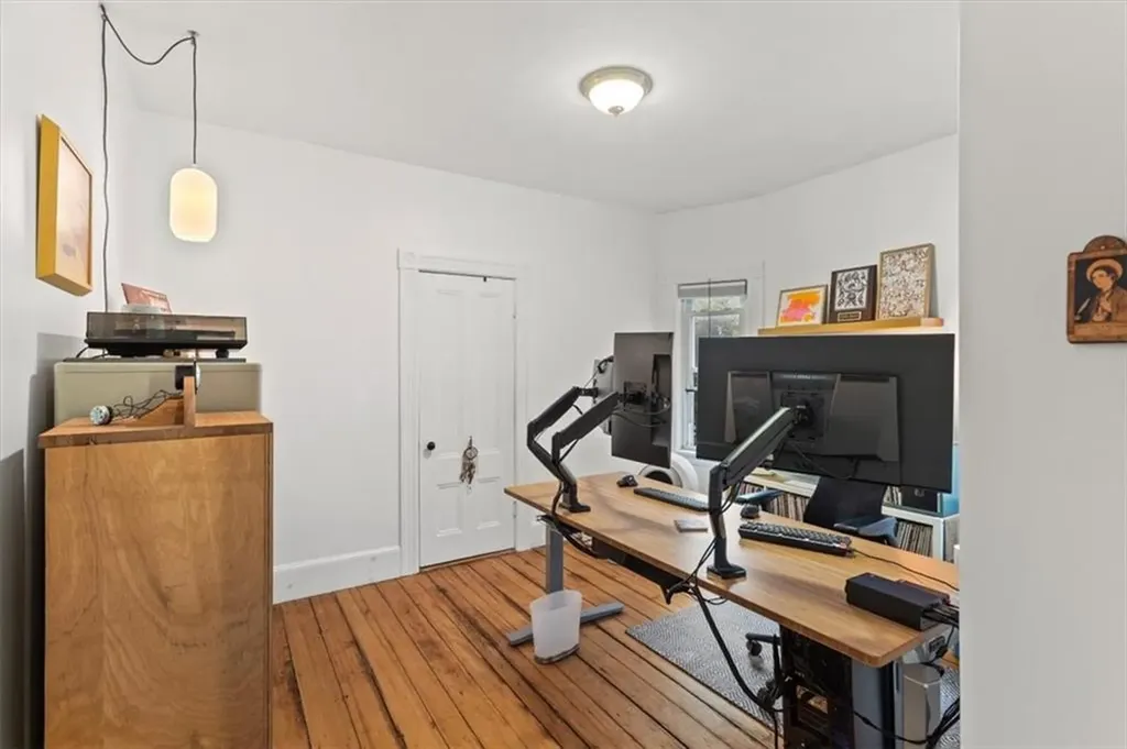 206 Rochambeau Avenue Providence RI 02906