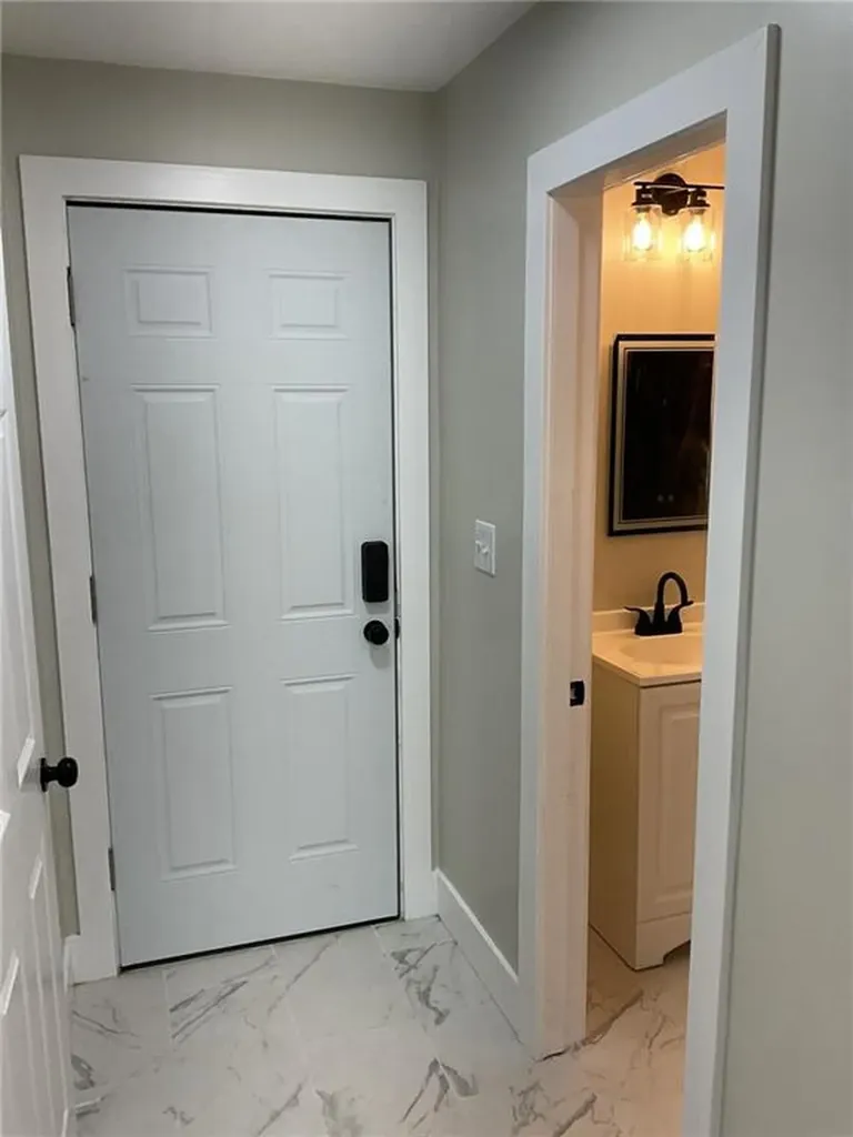4196 Post Road Warwick RI 02818