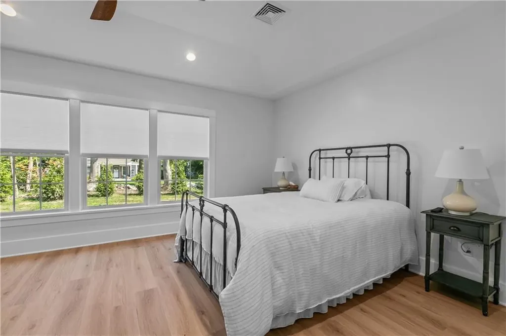 561 Bristol Ferry Road Portsmouth RI 02871
