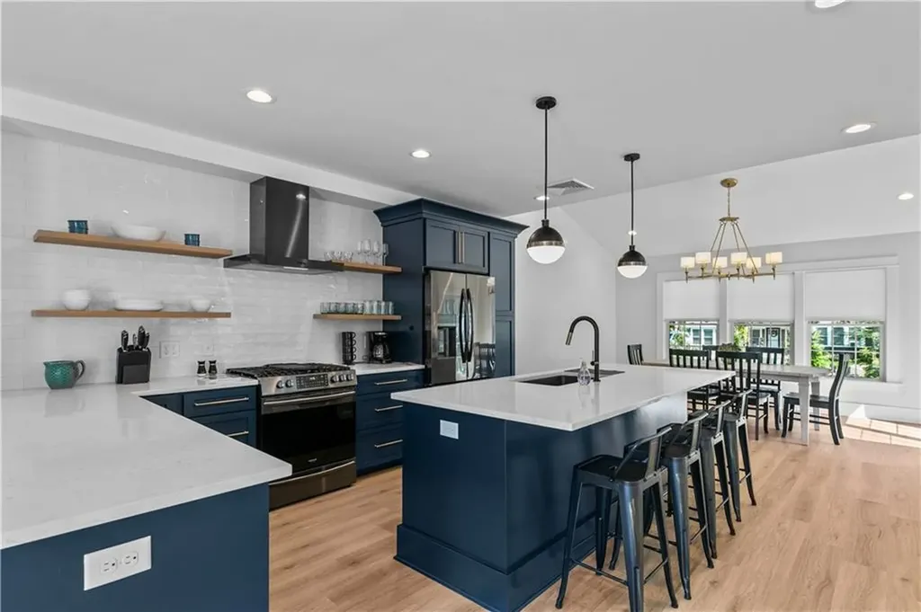 561 Bristol Ferry Road Portsmouth RI 02871
