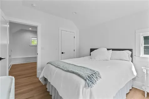561 Bristol Ferry Road Portsmouth RI 02871