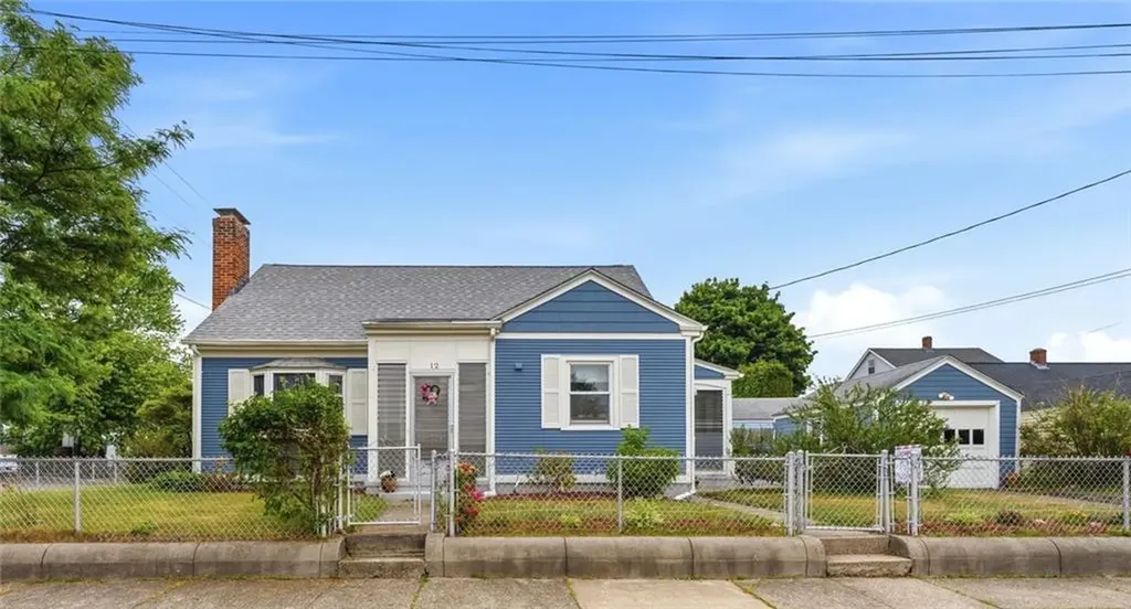 12 Gilmore Street Pawtucket RI 02861