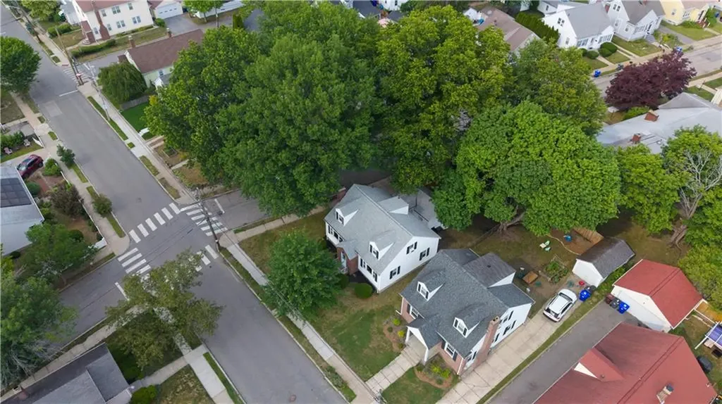 393 Sharon Street Providence RI 02908