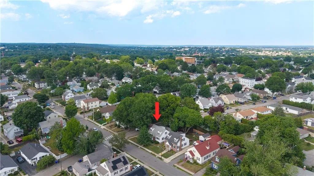 393 Sharon Street Providence RI 02908