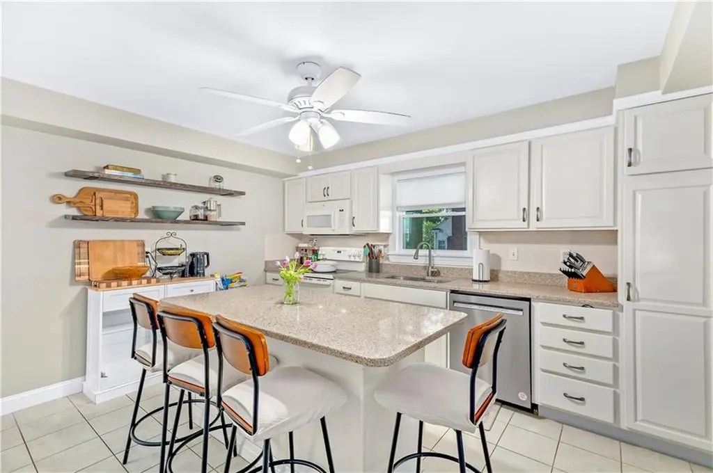 393 Sharon Street Providence RI 02908