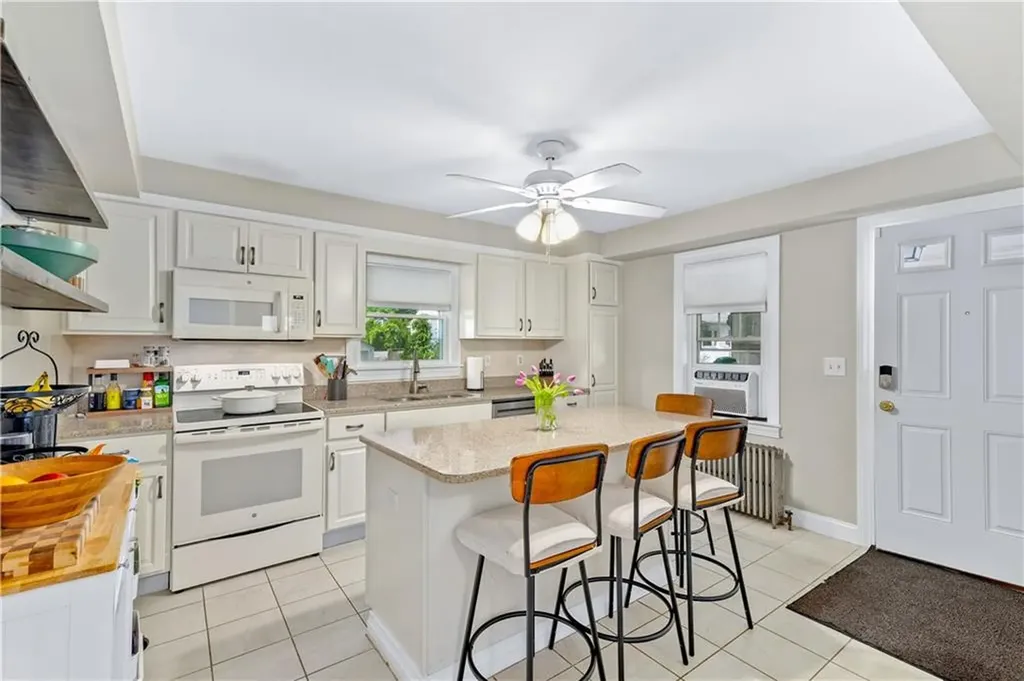 393 Sharon Street Providence RI 02908