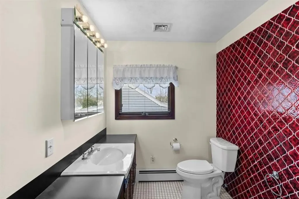 30 Dover Avenue East Providence RI 02914