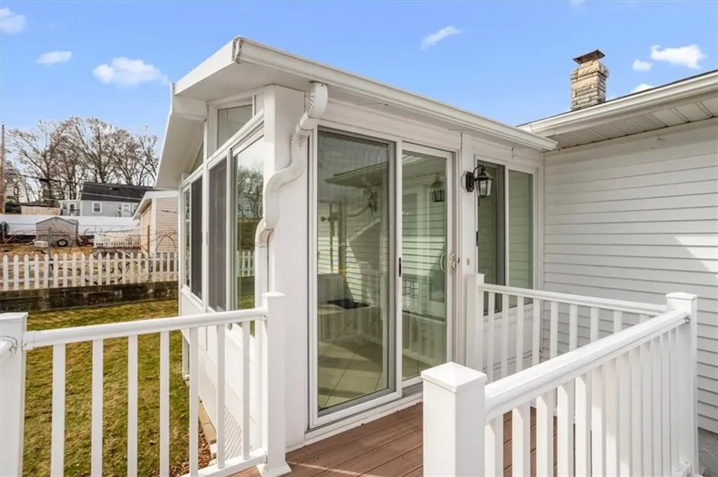 30 Dover Avenue East Providence RI 02914