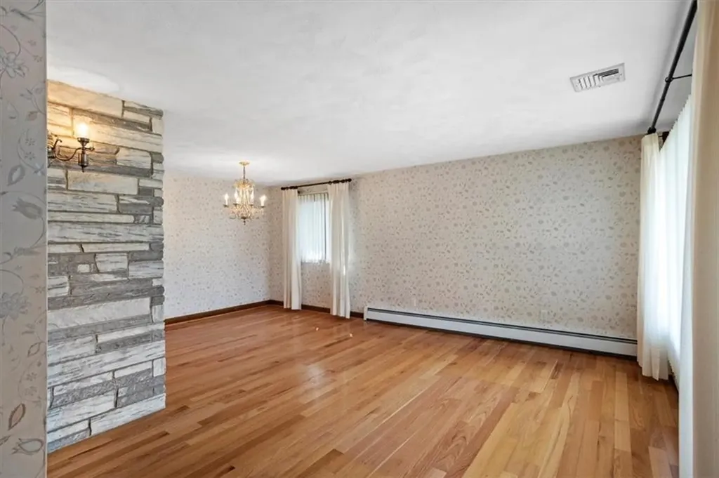 30 Dover Avenue East Providence RI 02914