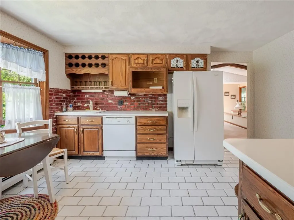 9 Apache Lane Cumberland RI 02864